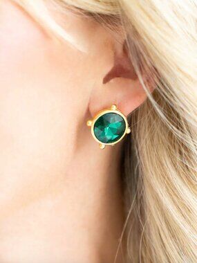 Susan Shaw Coupe Studs in Evergreen NWT